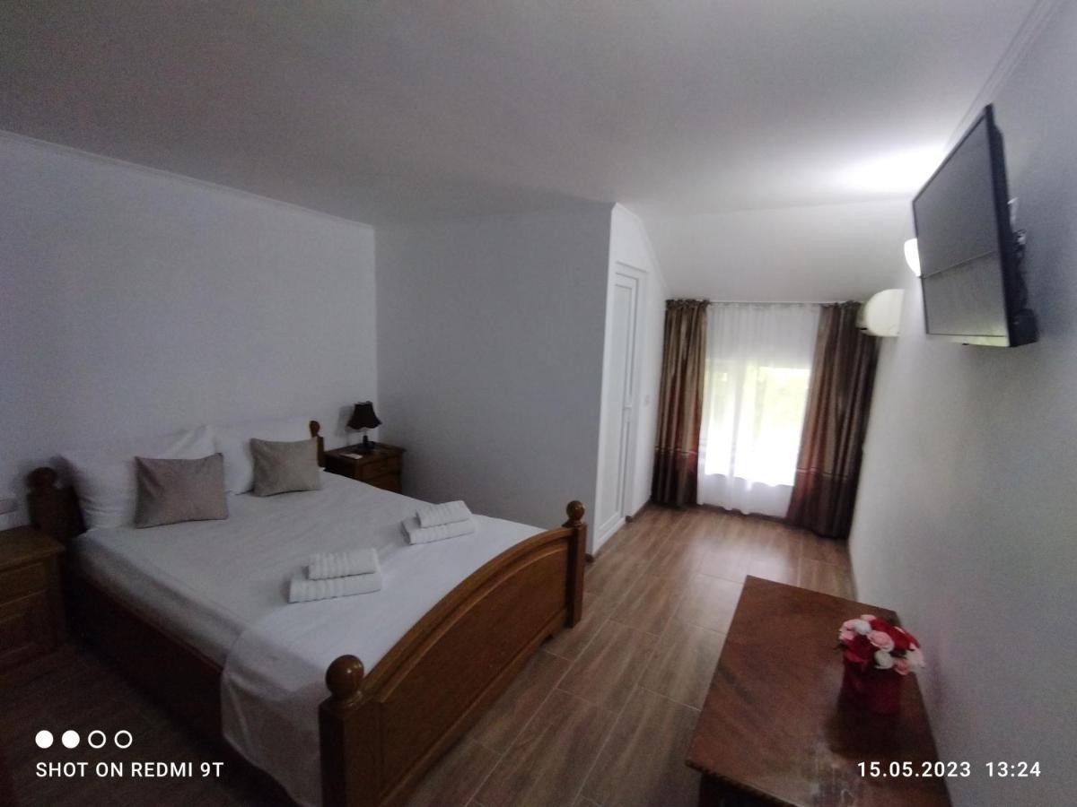 Апартаменты Vila Calypso Костинешти Экстерьер фото